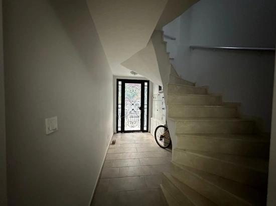 2+1 Ground Floor Apartment For Sale In Seferihisar Doğanbey, 200 M From The Sea