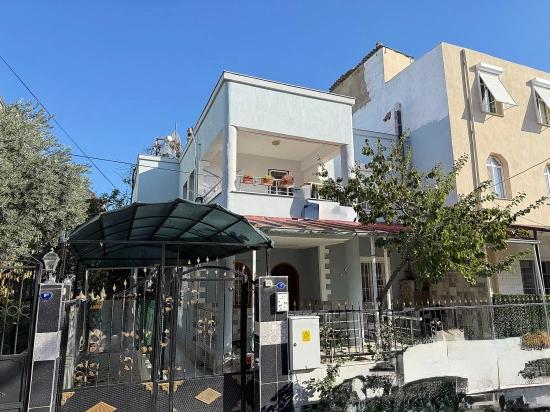 2+1 Flat For Sale In Seferihisar Doğanbey, 90M2 300M To The Sea