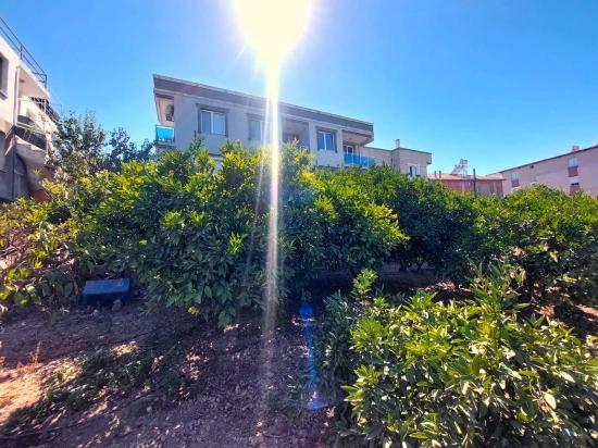 2+1 Apartment For Sale In Seferihisar Ürkmez Center, Separate Kitchen