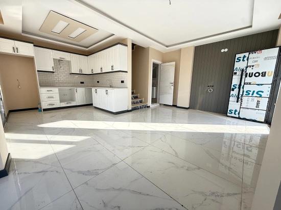 3+1 Duplex Villa With New Garden For Sale In Seferihisar Doğanbey