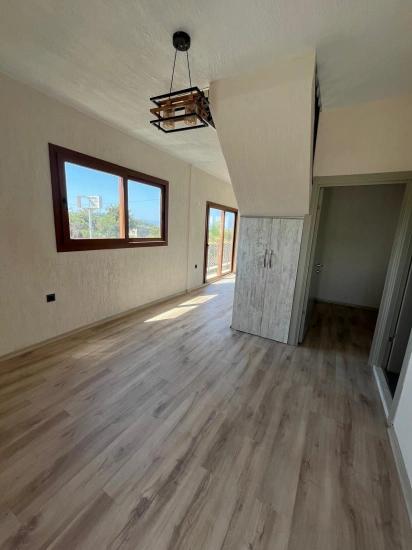 Prefabricated 2+1 Detached Summer House For Sale In Menderes Gümüldür, Within A 200 Square Meter Garden.