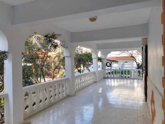 Detached 6+1 Villa With Garden For Sale In Doğanbey, Seferihisar