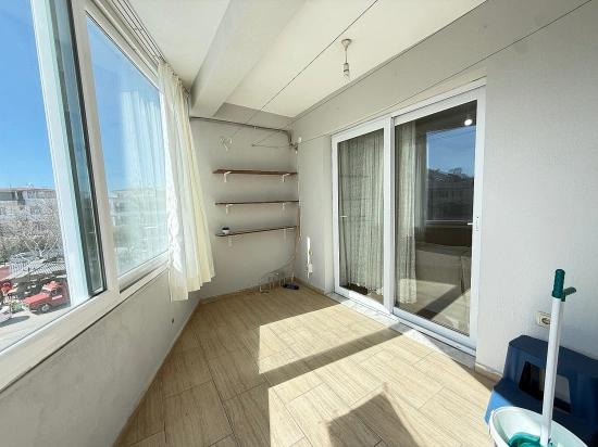 2 + 1 Mezzanine Floor Separate Kitchen 90 Meter² Flat In Seferihisar Ürkmez Center