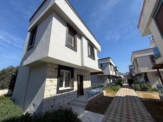 In Seferihisar Doğanbey, A Detached 3+1 Villa With A Large Garden For Sale