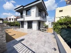 3+1 Bedroom Villa For Sale in Atatürk Nbh. Seferihisar Doğanbey - 370 m²