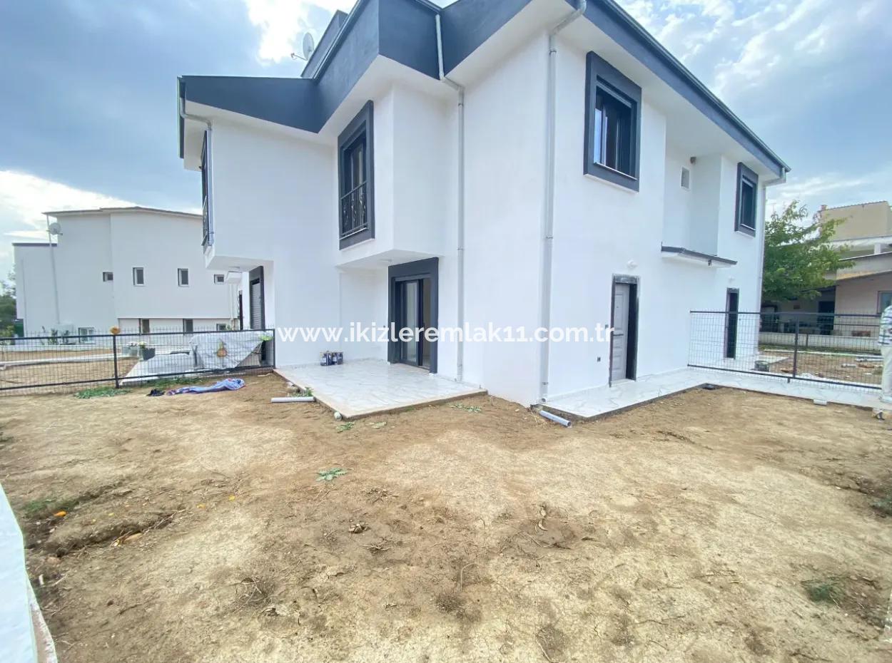 2 1 Villa With Zero Garden For Sale In A Popular Location In Payamlı, Doganbey