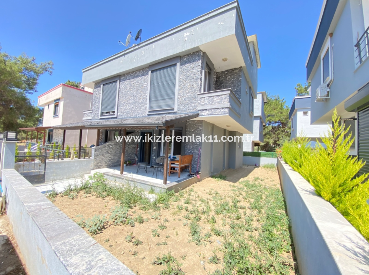 3 In 1 Duplex With Large Garden For Sale In Payamlı Village, Doganbey, Seferihisar