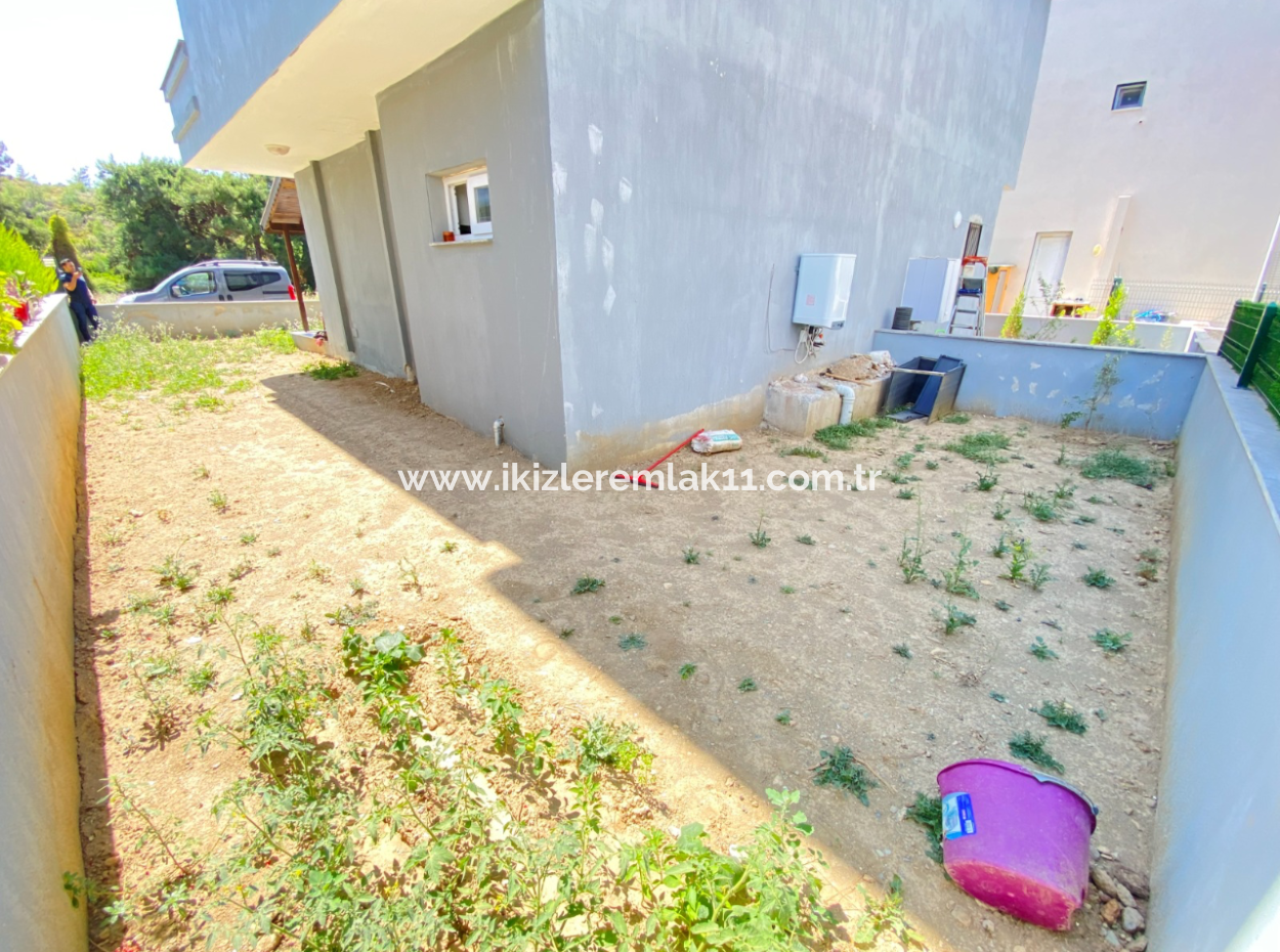 3 In 1 Duplex With Large Garden For Sale In Payamlı Village, Doganbey, Seferihisar