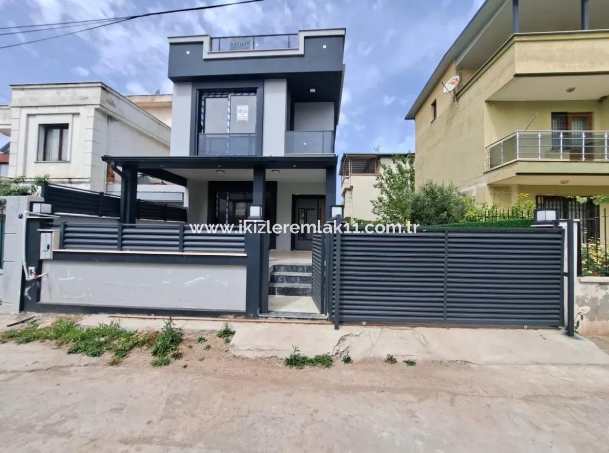Single Detached Brand New 3 1 Villa With Large Garden For Sale In Seferihisar Doğanbey