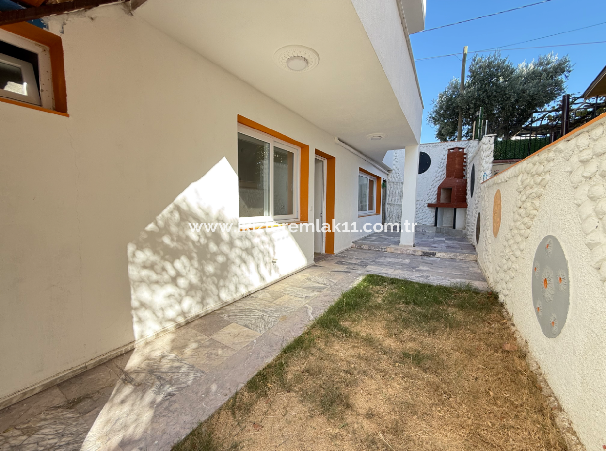 2 1 Garden Floor Free Flat For Sale In Seferihisar Ürkmez