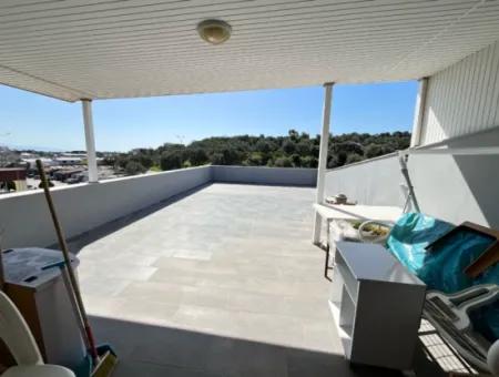 2 1 Apartment Duplex With Fully Furnished Terrace For Sale In Ürkmez Center