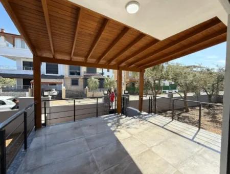 2 1 New Duplex Cottage For Sale In The Center Of Seferihisar Doganbey