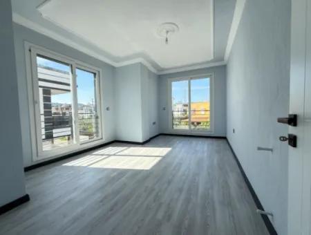 Single Detached 3 1 Duplex Cottage In 300 M2 Plot In Seferihisar Doğanbey