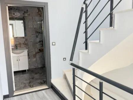 Single Detached 3 1 Duplex Cottage In 300 M2 Plot In Seferihisar Doğanbey