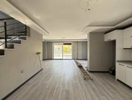Single Detached 3 1 Duplex Cottage In 300 M2 Plot In Seferihisar Doğanbey
