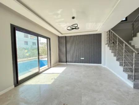 3 In 1 Villa With Zero Pool For Sale With Large Garden In Doganbey, Seferihisar