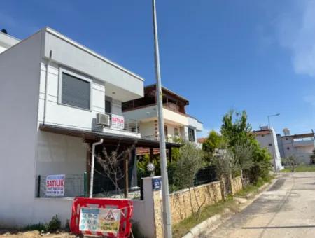2 1 Fully Detached Duplex Villa For Sale In Seferihisar Doganbey