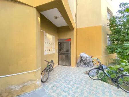 2 1 Useful Apartment For Sale In Seferihisar Ürkmez Center