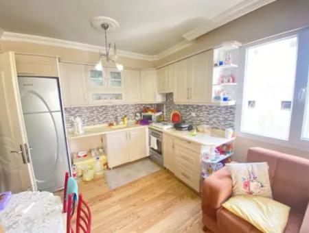 2 1 Apartment For Sale In Seferihisar Ürkmez Center At An Affordable Price