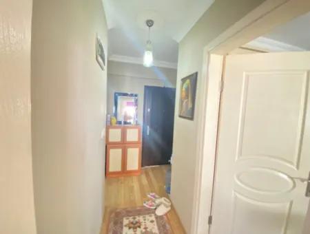 2 1 Apartment For Sale In Seferihisar Ürkmez Center At An Affordable Price