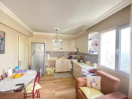 2 1 Apartment For Sale In Seferihisar Ürkmez Center At An Affordable Price