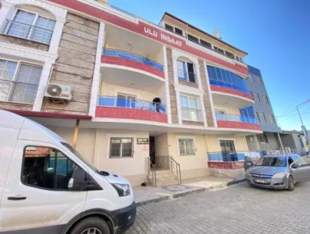 2 1 Apartment For Sale Near The Sea In Seferihisar Ürkmezde