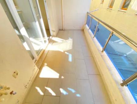 2 1 Apartment For Sale Near The Sea In Seferihisar Ürkmezde