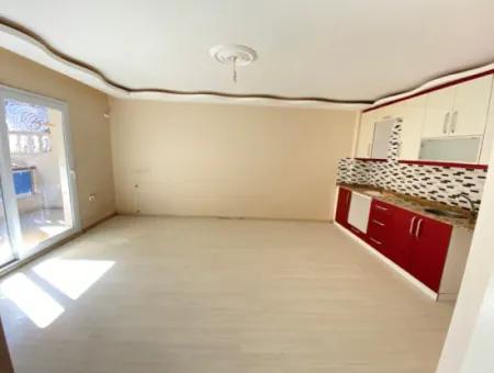 2 1 Apartment For Sale Near The Sea In Seferihisar Ürkmezde