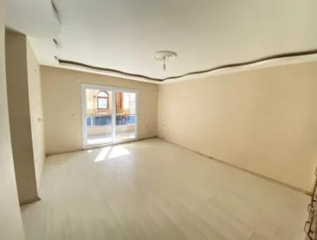 2 1 Apartment For Sale Near The Sea In Seferihisar Ürkmezde