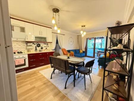 2 1 Apartment With Ground Floor Garden For Sale In The Center Of Seferihisar Ürkmez