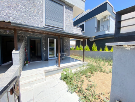 3 In 1 Duplex With Large Garden For Sale In Payamlı Village, Doganbey, Seferihisar
