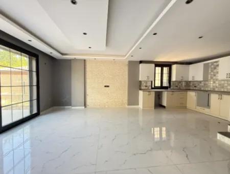 3 1 Villas With Zero Large Garden For Sale In Seferihisar Ürkmez