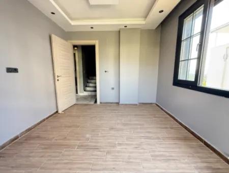 3 1 Villas With Zero Large Garden For Sale In Seferihisar Ürkmez