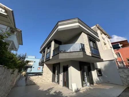 Luxury 3 1 Duplex Villa For Sale In The Center Of Seferihisar Ürkmez