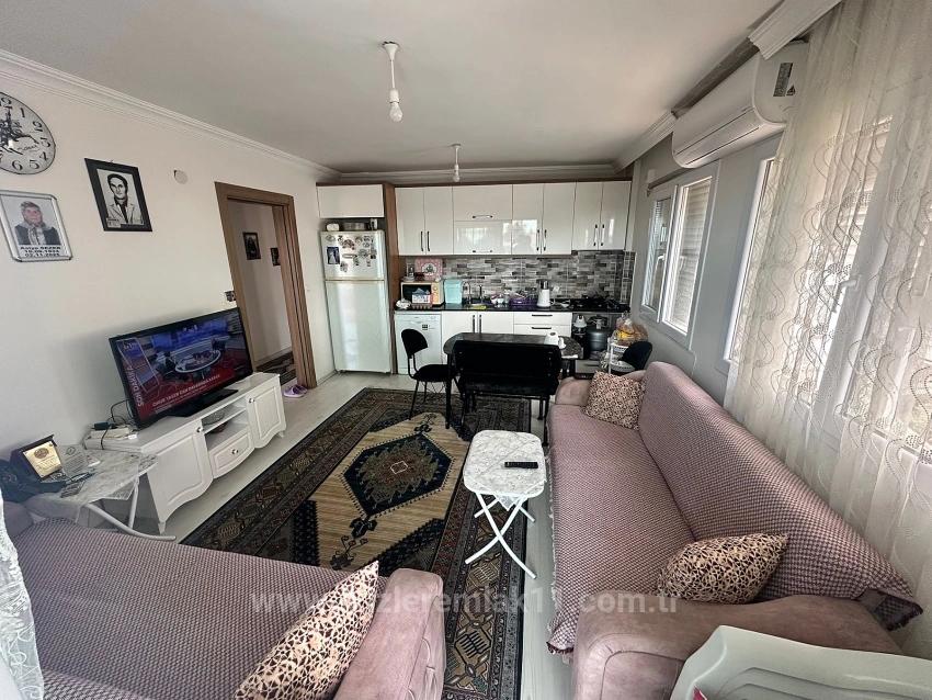 Продается Квартира 2+1 В Центре Сеферихисар-Юркмез, 80М2, 200М От Моря.