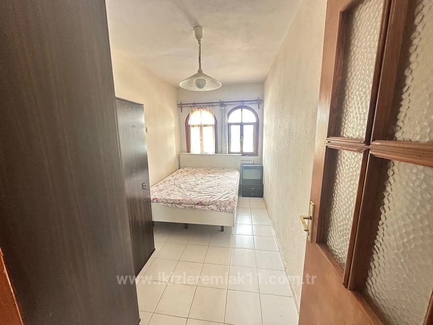 Для продажи Летний 3+1 в Cumhuriyet Seferihisar Doğanbey - 160 m²