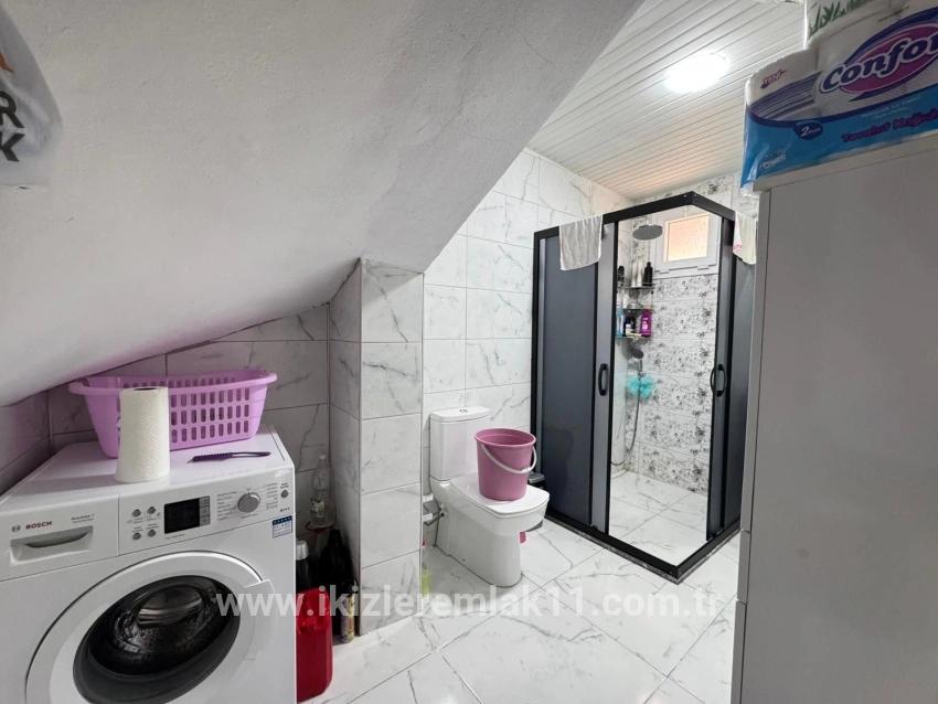 Для продажи Вилла 4+1 в Cumhuriyet Seferihisar Doğanbey - 165 m²
