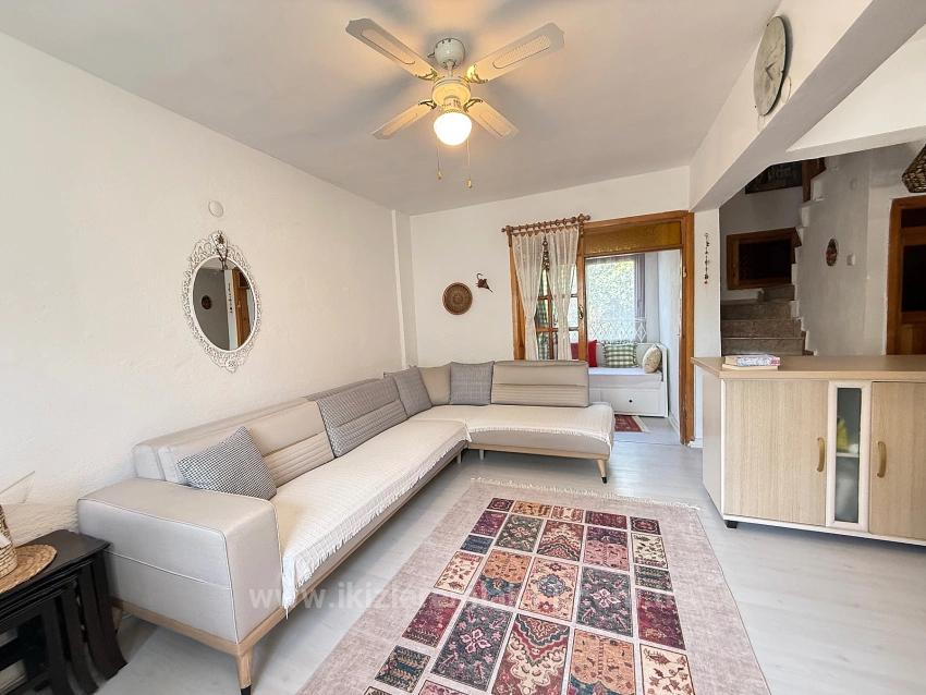 Двухуровневая Вилла 3+1 С Просторным Садом В Центре Доганбей, Сеферихисар