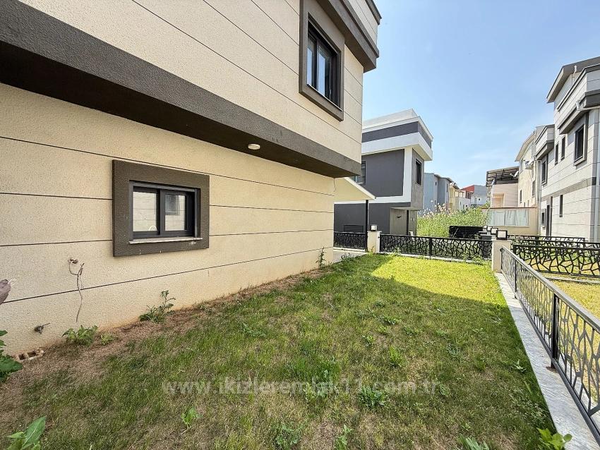 Продажа Виллы С Садом Недалеко От Моря В Юрмез Доганбей, 2+1