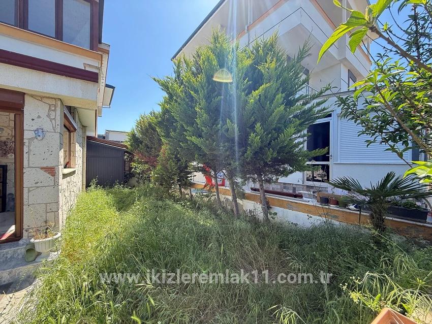 Для продажи Летний 2+2 в Cumhuriyet Seferihisar Doğanbey - 150 m²