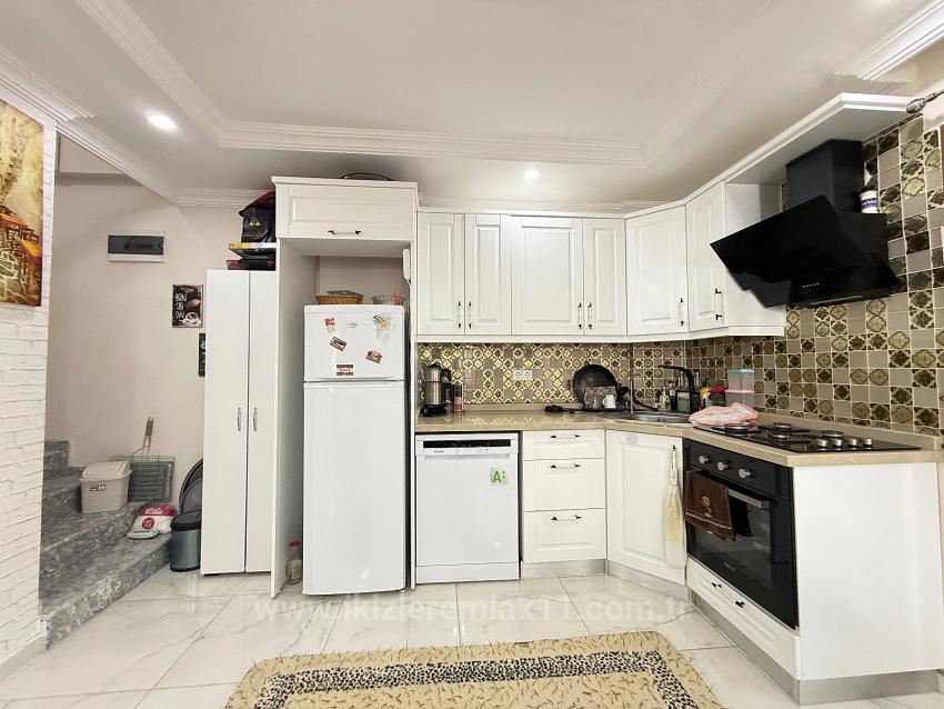 Продается Полностью Меблированная Вилла 2+1 С Садом В Доганбее, Сеферихисар.