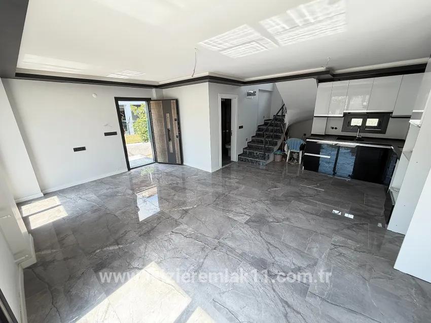 Для продажи Вилла 3+1 в Atatürk Seferihisar Doğanbey - 370 m²
