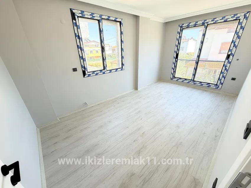 Для продажи Вилла 3+1 в Cumhuriyet Seferihisar Doğanbey - 300 m²
