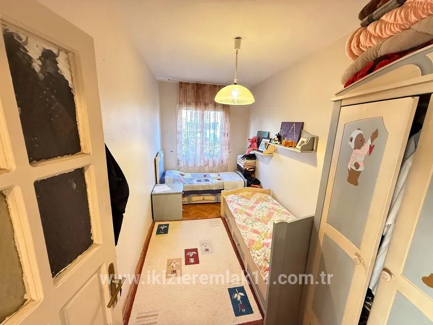 Для продажи Семейный дом 4+1 в Bengiler Seferihisar Ürkmez - 210 m²