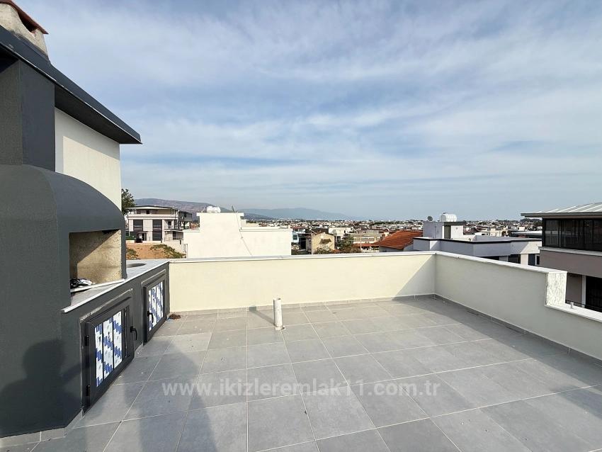 Отдельная Вилла 3+1 С Садом На Продажу В Центре Сеферихисар Доганбей