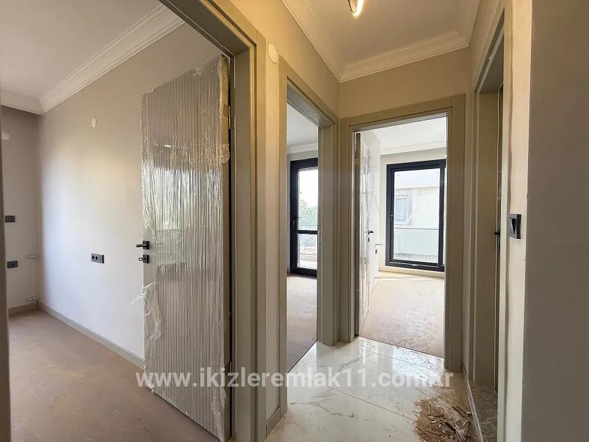Для продажи Летний 3+1 в Cumhuriyet Seferihisar Doğanbey - 180 m²