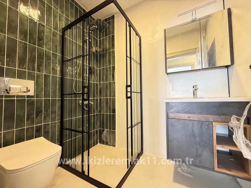 Для продажи Летний 3+1 в Cumhuriyet Seferihisar Doğanbey - 180 m²