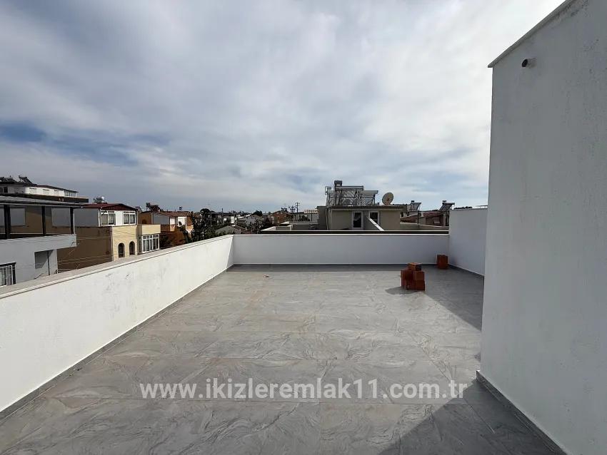 Для продажи Летний 3+1 в Cumhuriyet Seferihisar Doğanbey - 180 m²
