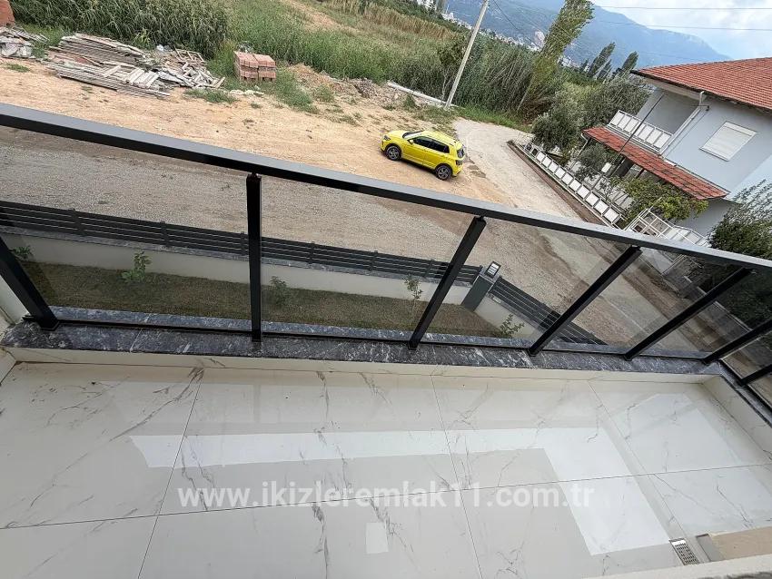 Для продажи Вилла 3+1 в Gümüldür Cumhuriyet Menderes Gümüldür - 180 m²