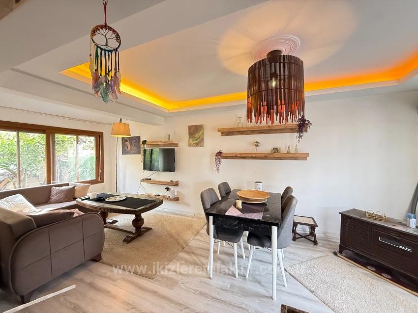 Срочная Продажа Виллы 3+1 С Большим Садом В Центре Сеферихисар Доганбей